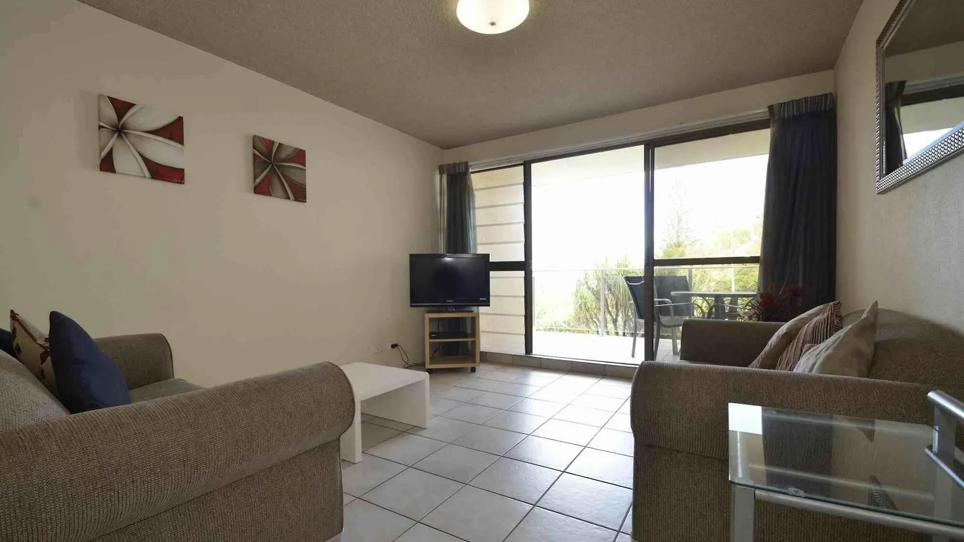 Bellardoo Holiday Apartments Mooloolaba